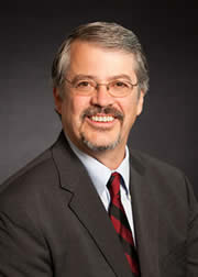 思科全球副总裁、云计算首席技术官Lew Tucker