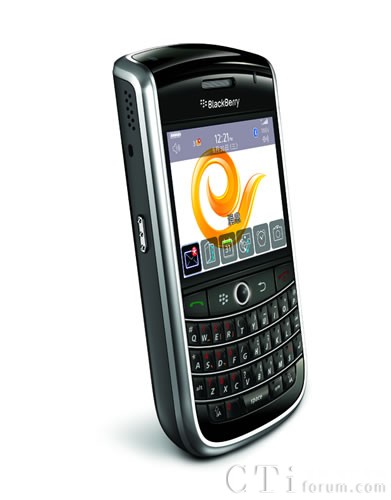 中电信与RIM推出BlackBerry 9630 Tour智能手机