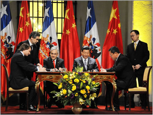 习近平副主席参加签约仪式